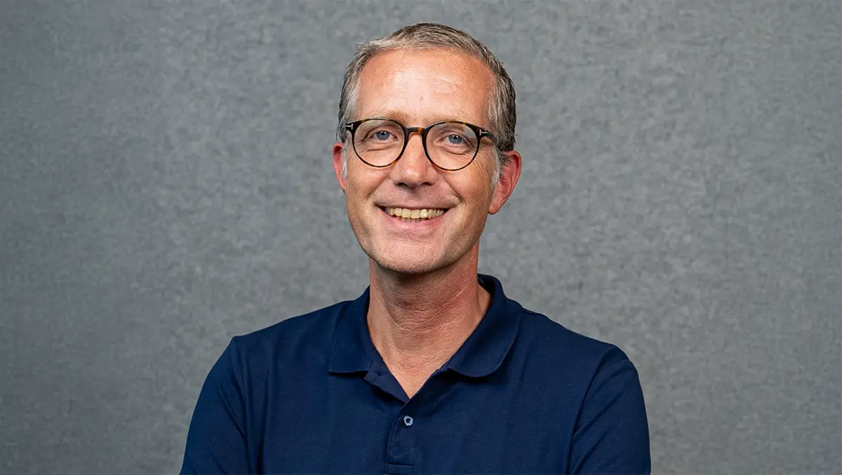 Ps   emanuel eibach   headshot