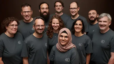 The neointralogistics team