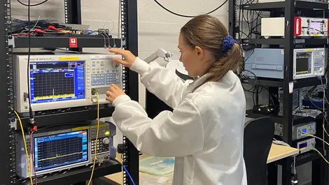 Enlightra uses Yokogawa analysers for AI data-centre links